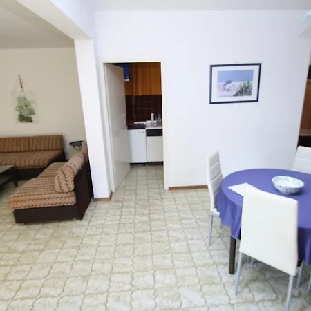 Ivana Apartman *