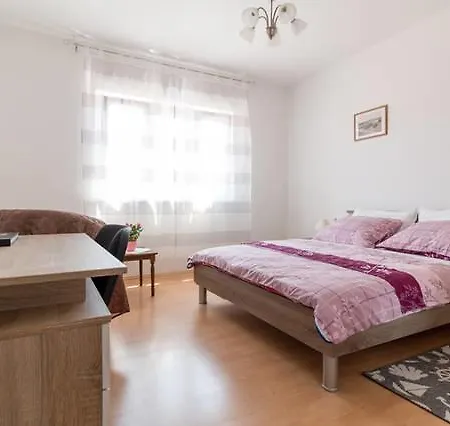 Ivana Apartment Pula