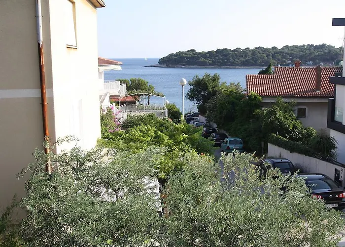 Ivana Apartament *
